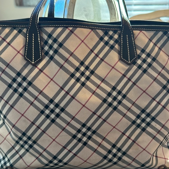 Burberry London Blue Label tote COA - Picture 5 of 16